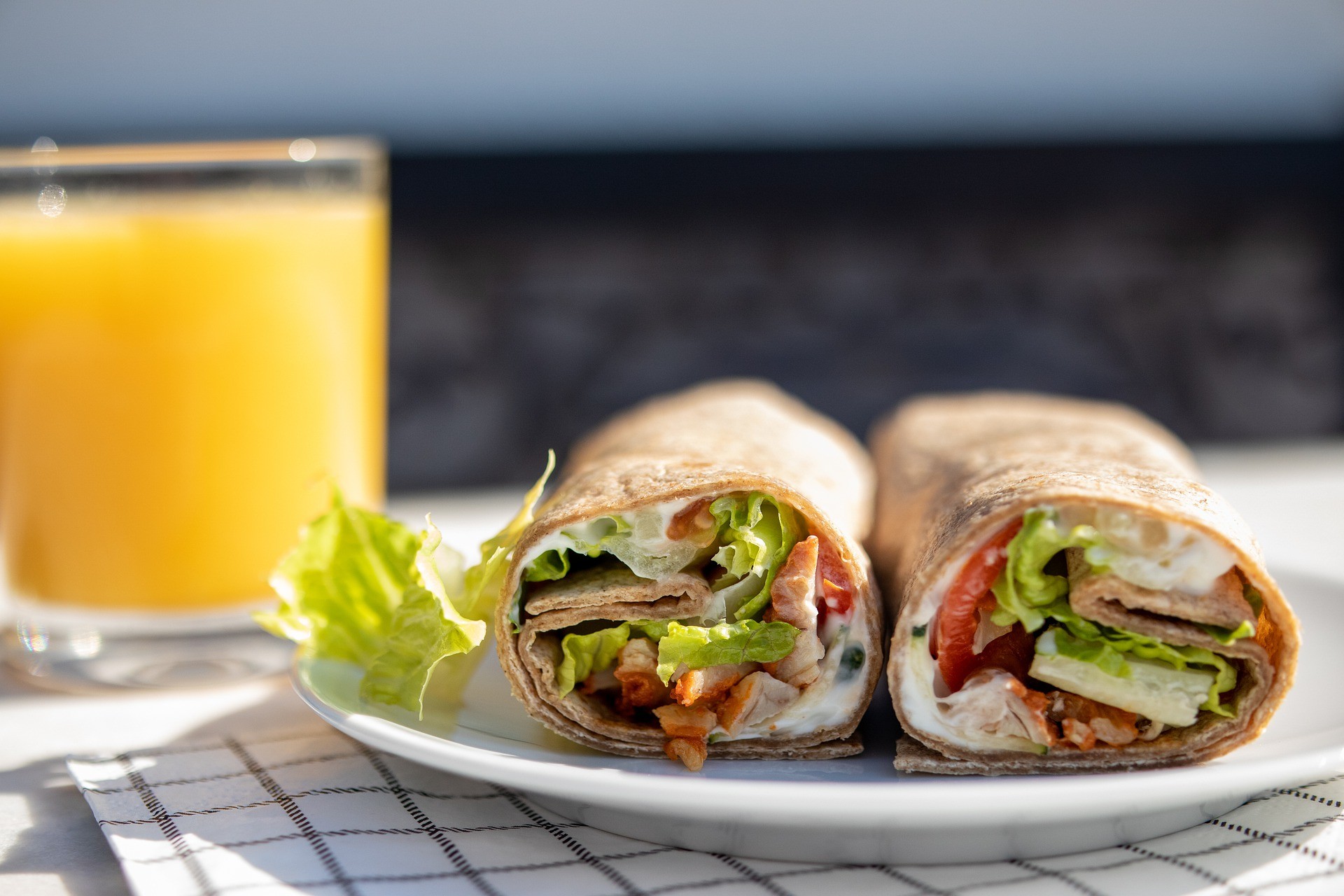 Wrap com ricota e nozes | Receitas