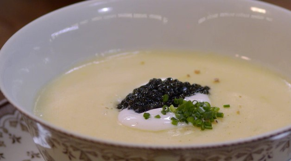 Vichyssoise com creme azedo