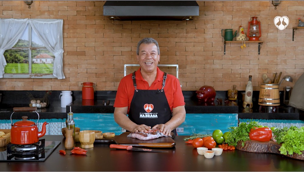 Explosão de sabores: aprenda preparar farofa de linguiça com queijo