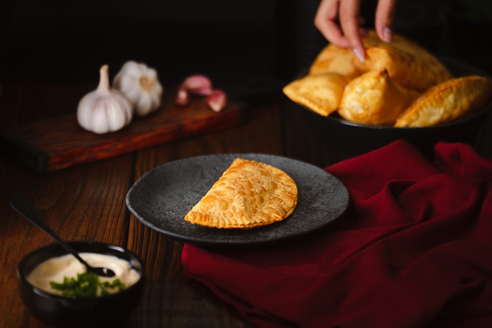 Pastel de presunto e queijo com apenas 4 ingredientes