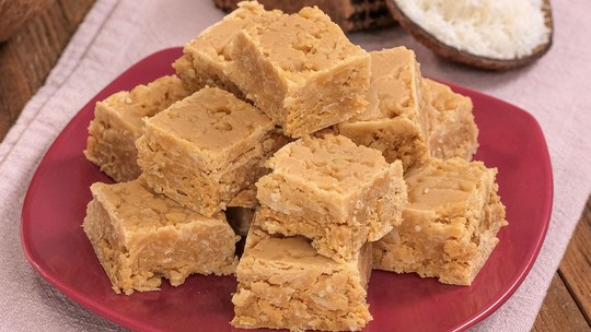 Cocada de leite condensado