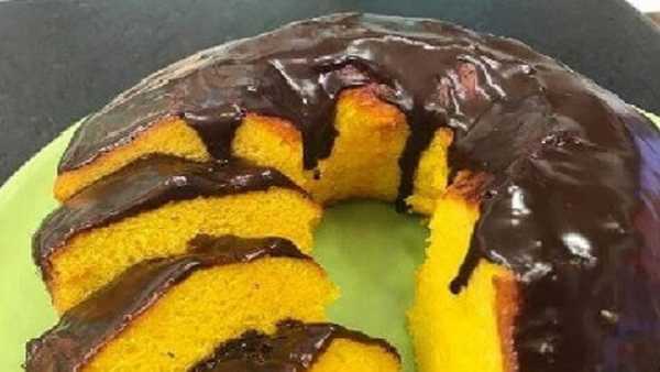 Bolo De Cenoura De Liquidificador Com Cobertura De Chocolate Saboroso