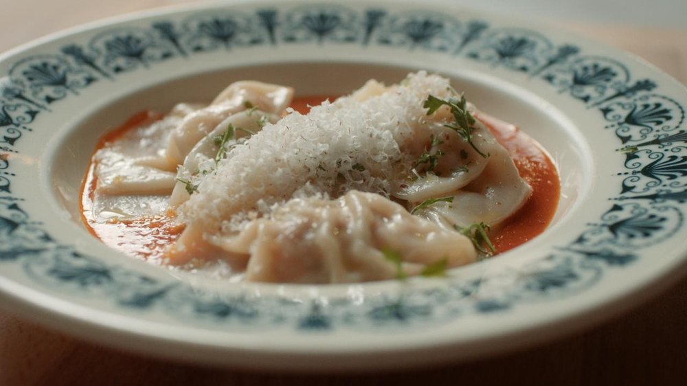 Guioza de camarão com molho de moqueca
