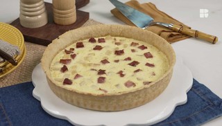 Quiche de tender com abacaxi