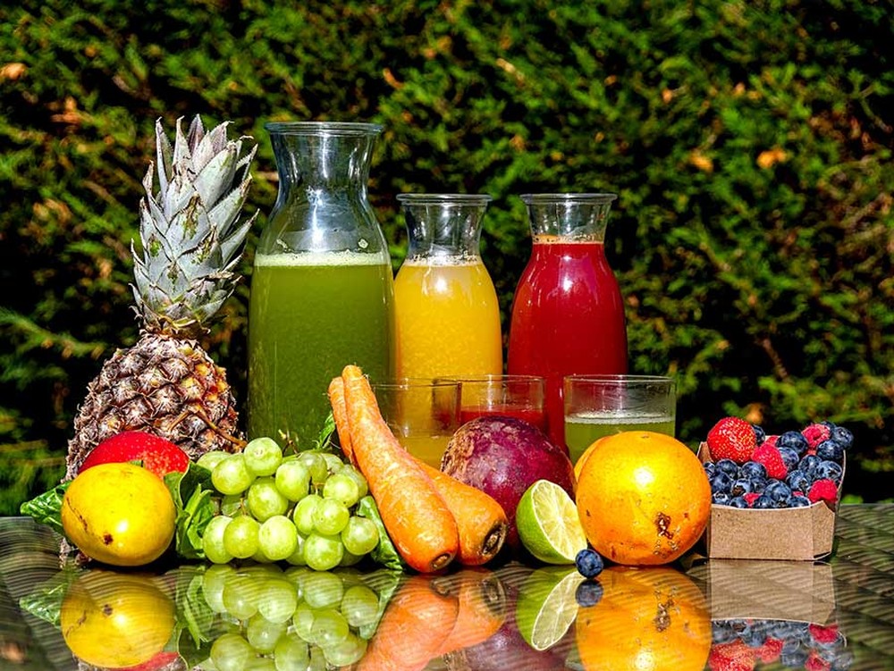 Nutricionista ensina a escolher os sucos de acordo com a cor