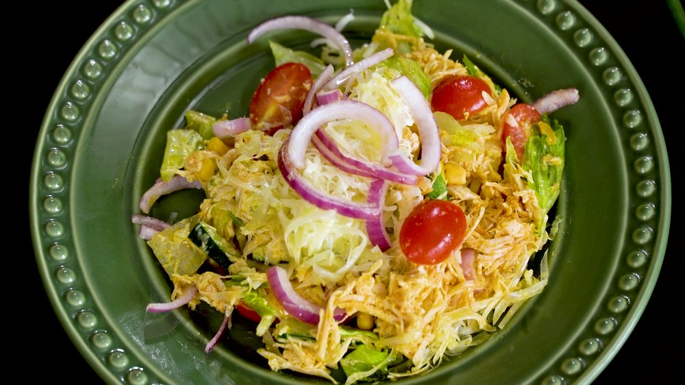 Salada de frango desfiado