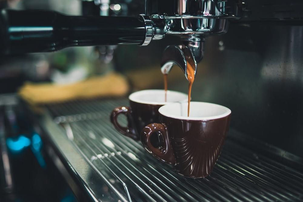 Saúde dos ossos: veja por que café em excesso pode ser prejudicial