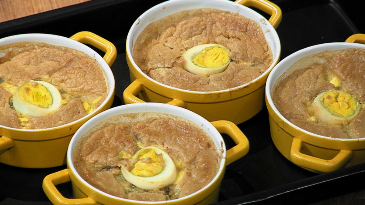 Como fazer torta moqueca de bacalhau Que Marravilha Receitas