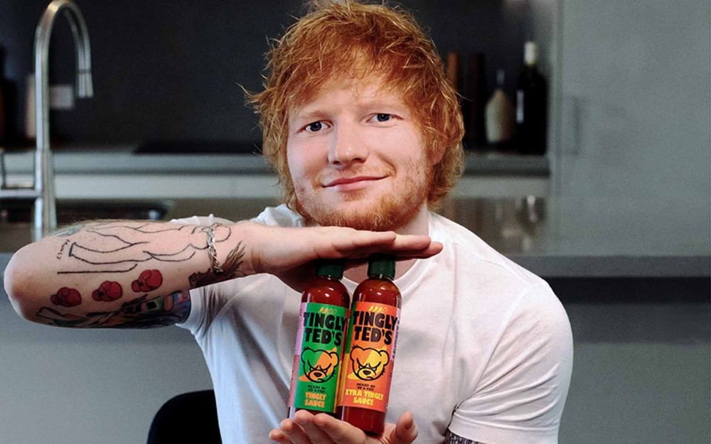Ed Sheeran tem linha própria de molhos picantes e já sofreu com problemas alimentares