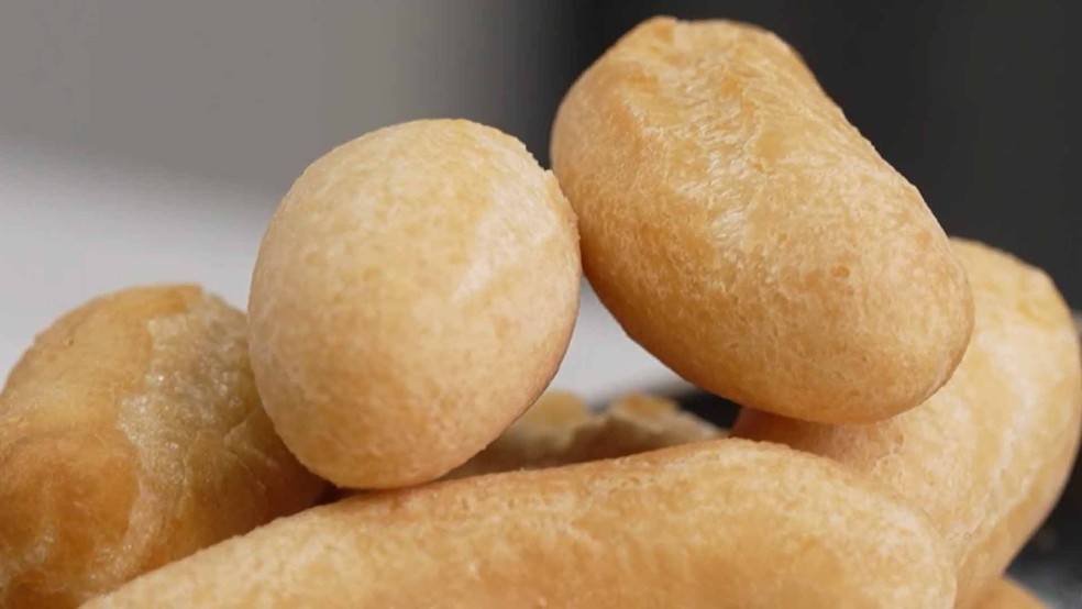 Biscoito de polvilho doce na air fryer da Paula Fernandes — Foto: Receitas