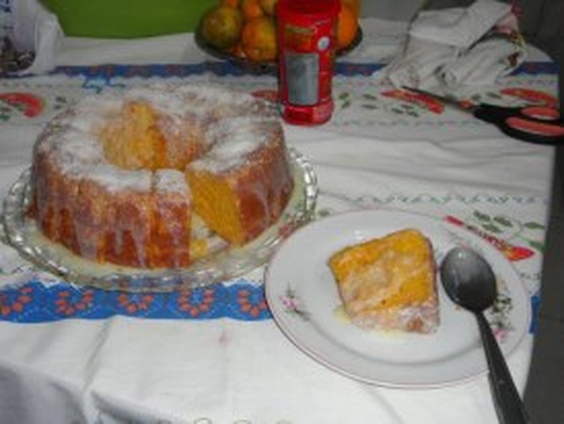 bolo-de-cenoura-com-coc-e-leite-condensado-receitas