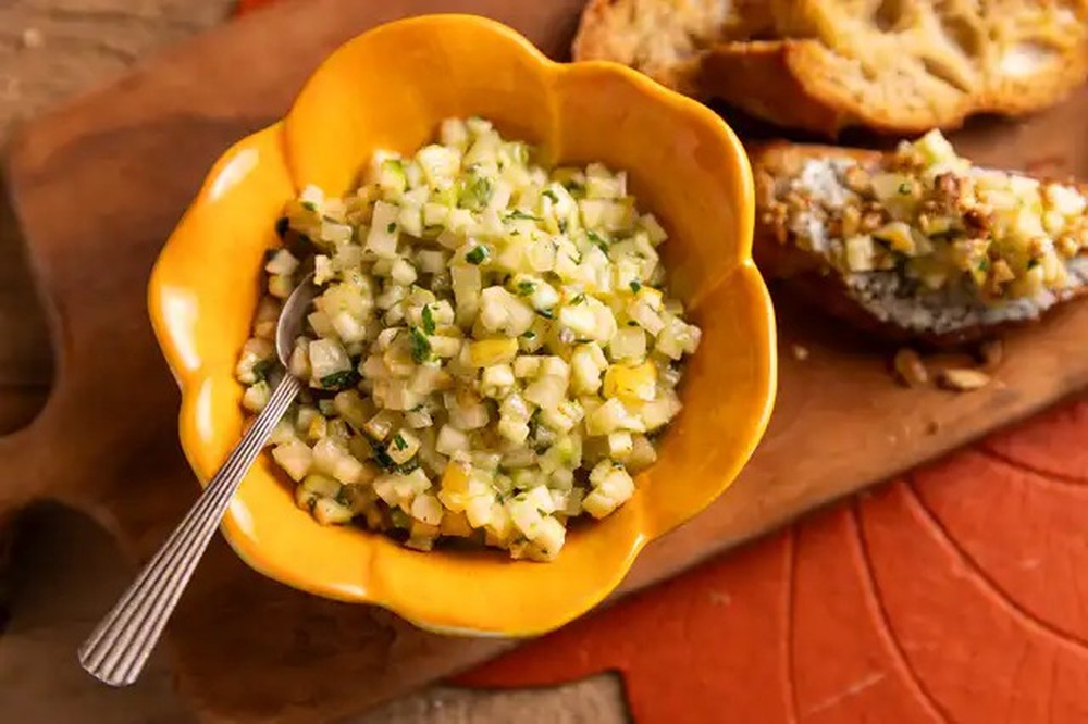 Tartar de abobrinha com pera