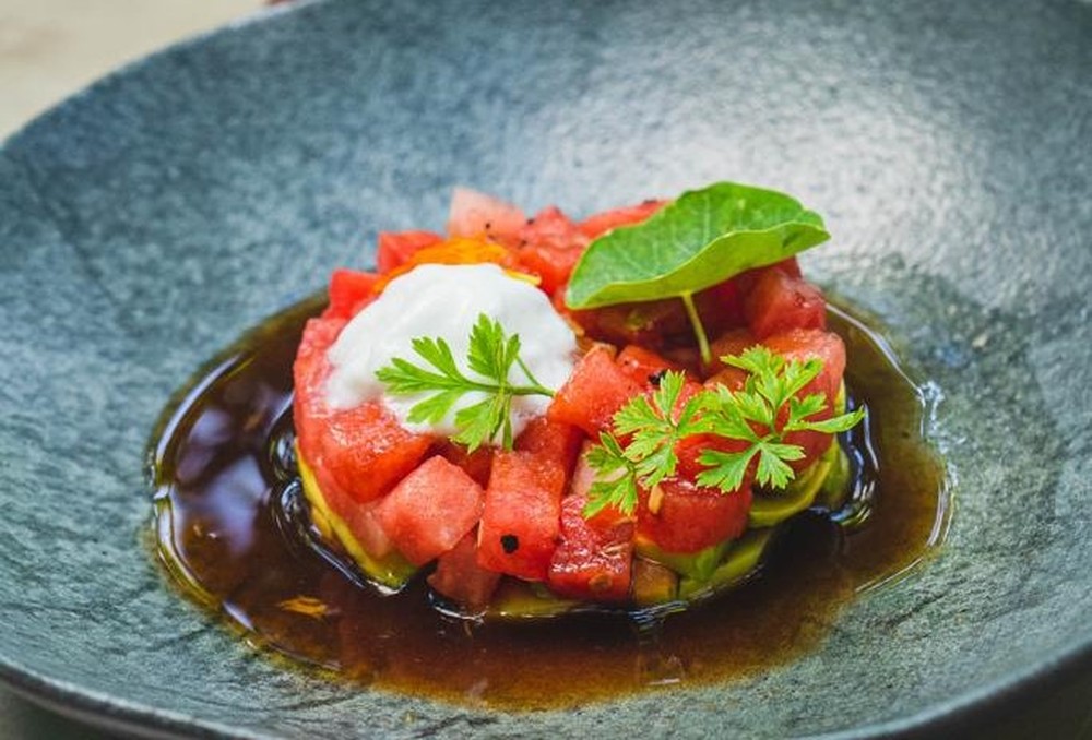 Tartar de melancia e avocado