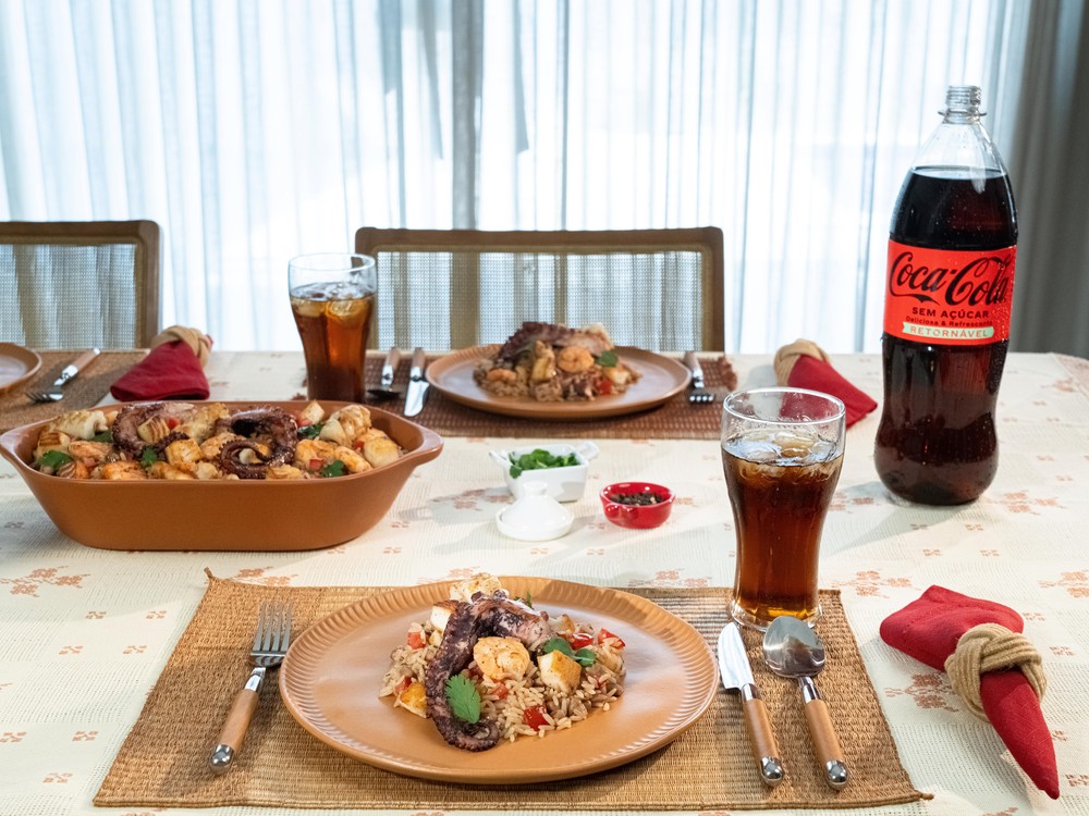 Dia dos Pais arretado: que tal um Baião de Dois com Frutos do Mar e Coca-Cola Sem Açúcar?
