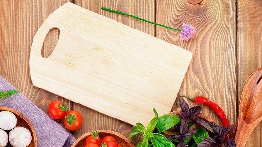Aprenda a clarear a tábua de cozinha com truque muito simples  - Foto: (Shutterstock)