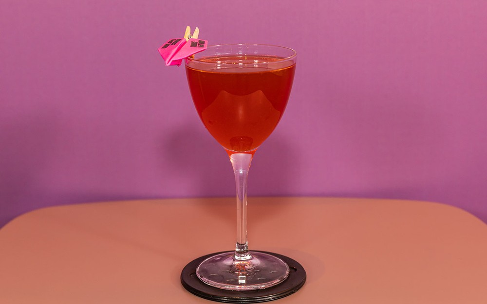 Paper Plane: whisky, limão e bitters