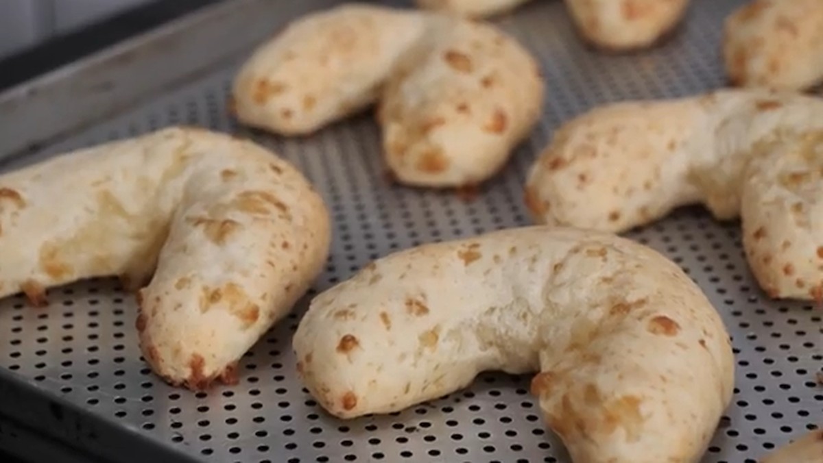 Receita fácil de chipa doce e salgada de Curitiba | Plug | Receitas
