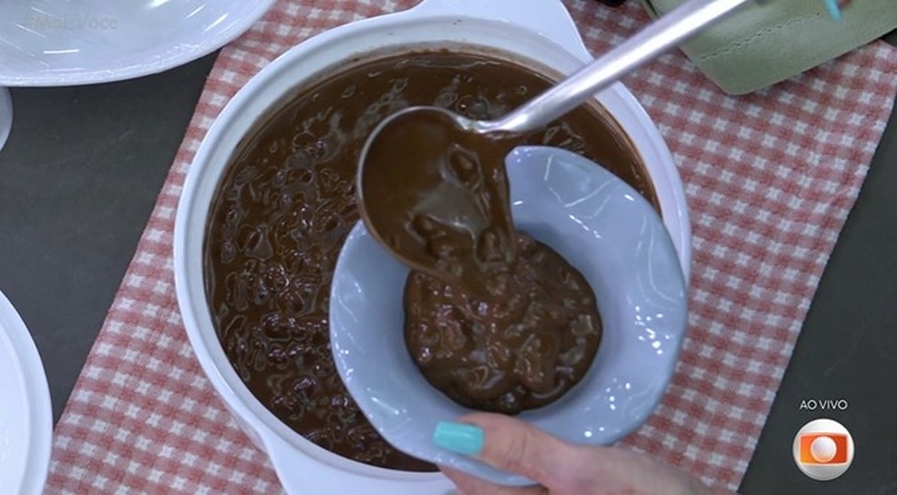 Canjica de brigadeiro: Ana Maria Braga prova receita viral — Foto: Reprodução/Globoplay