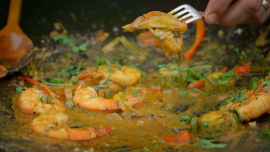 Como fazer camarão tailandês - Programa: Diário do Olivier 