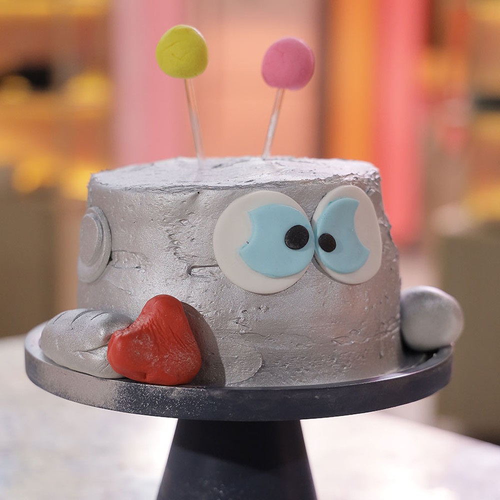 Bolo de banana com doce de leite