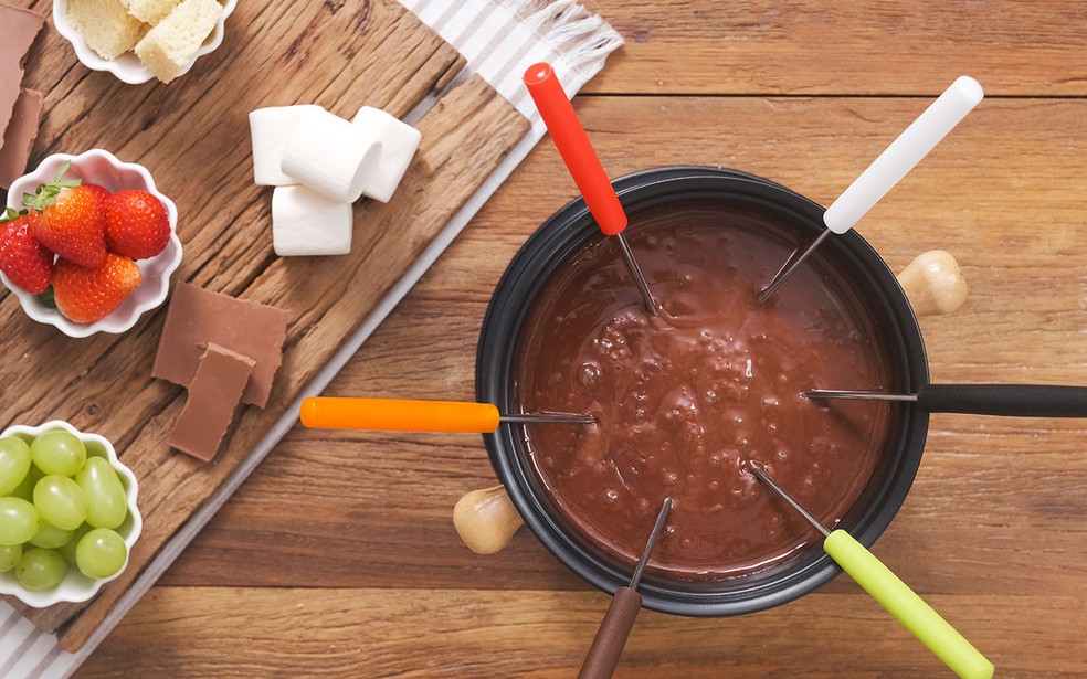 Fondue de Chocolate: receita simples e montagem criativa