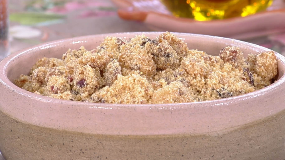 Farofa de abacaxi com bacon