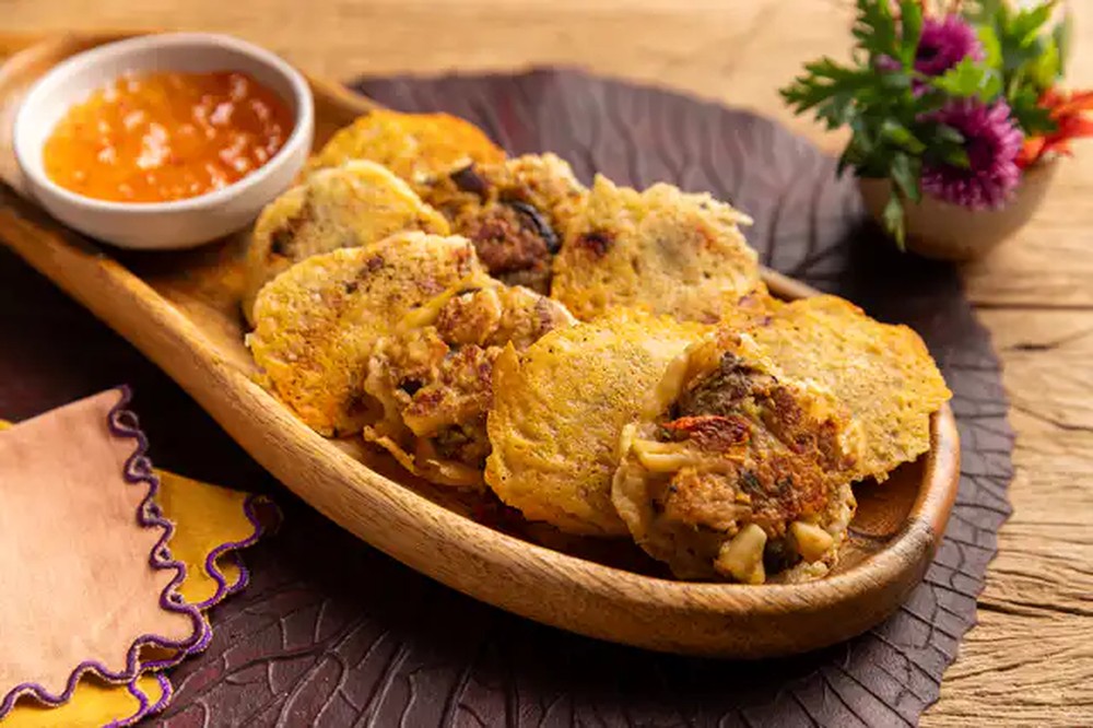 Bolinho de macarrão