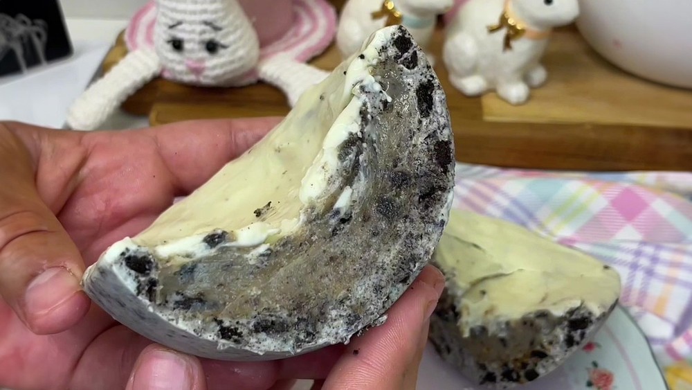 Ovo de Páscoa 'Cookies and Cream' da Bianca Targa