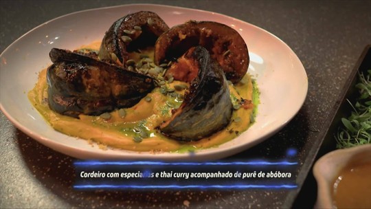 Cordeiro com especiarias e thai curry acompanhado de purê de abóbora - Programa: Receitas 