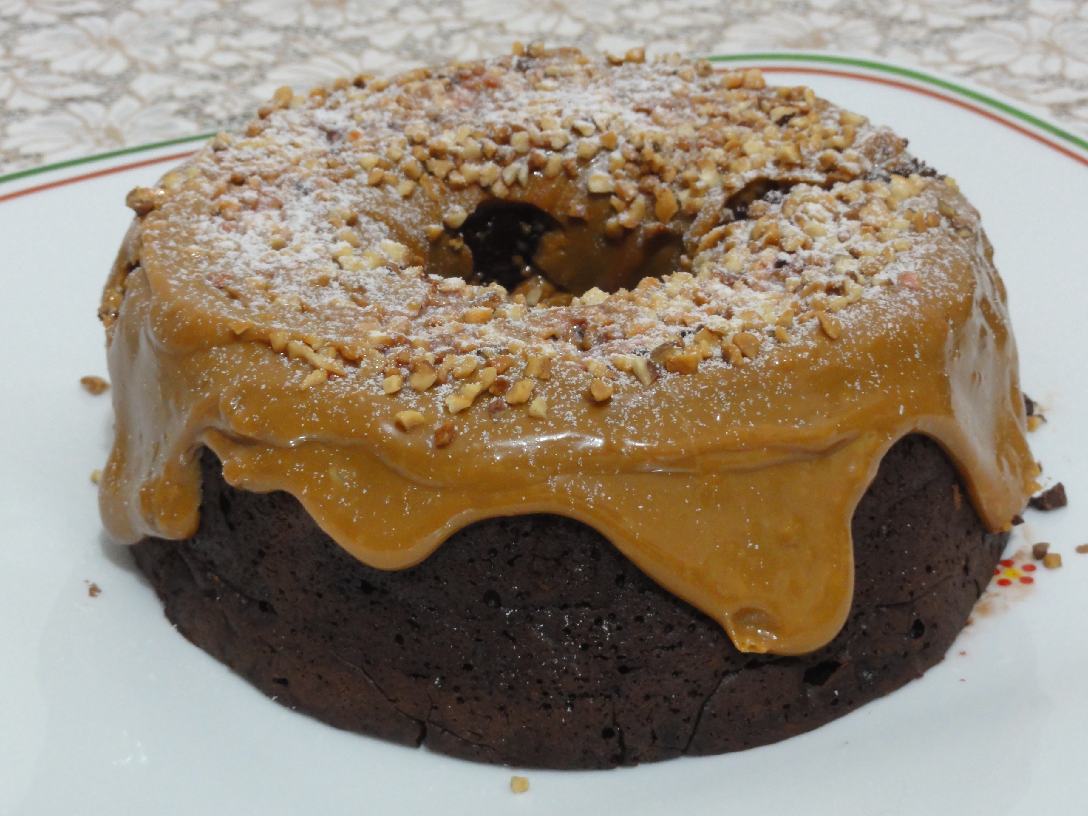 Bolo De Chocolate Com Doce De Leite