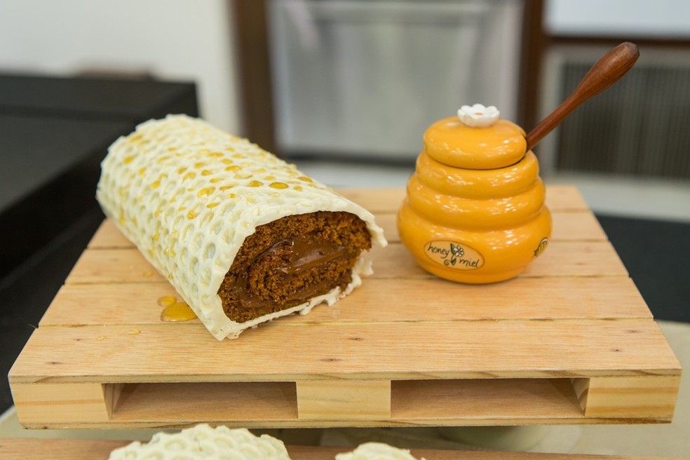 Aprenda a fazer pão de mel para presentear na páscoa, Estúdio C