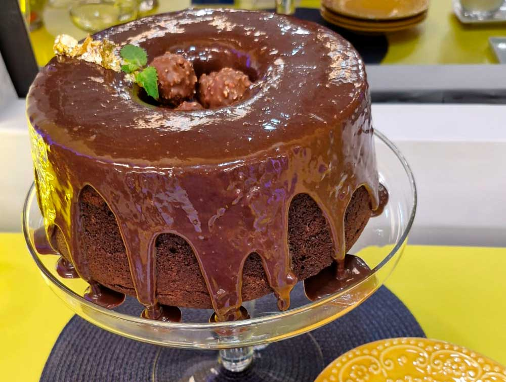 Bolo de chocolate de liquidificador do BBB 24