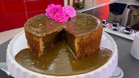 Bolo de cardamomo para o lanche da tarde
