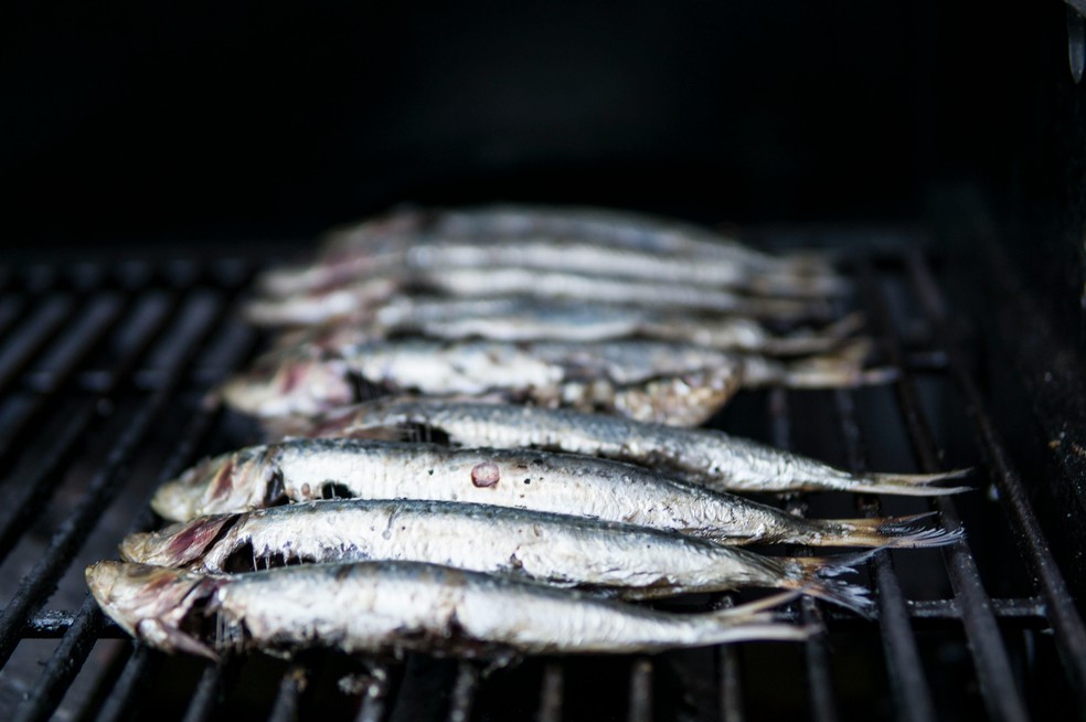 Os truques para o peixe não grudar na grelha — Foto: Reprodução da Internet/Pexels