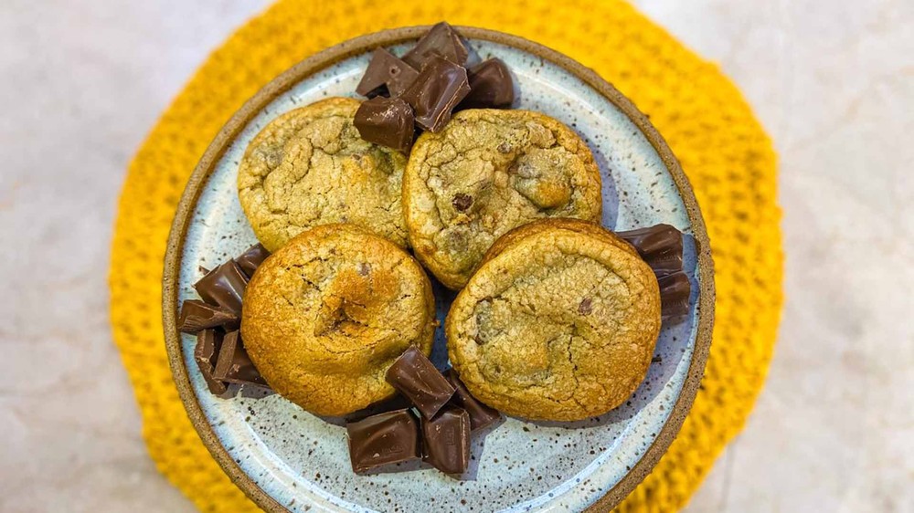 Cookies de chocolate com açúcar mascavo