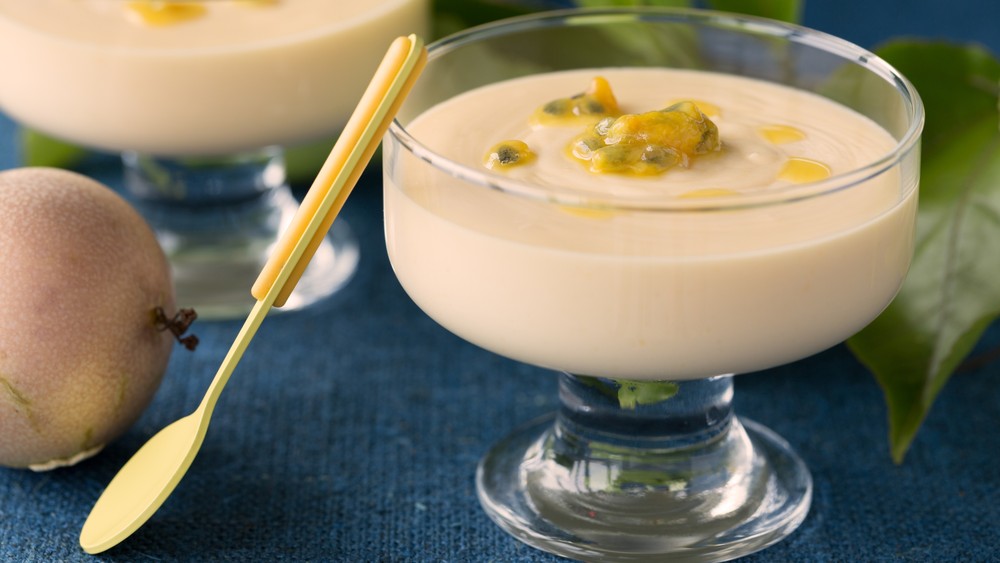 Mousse de maracujá feito em cinco minutos