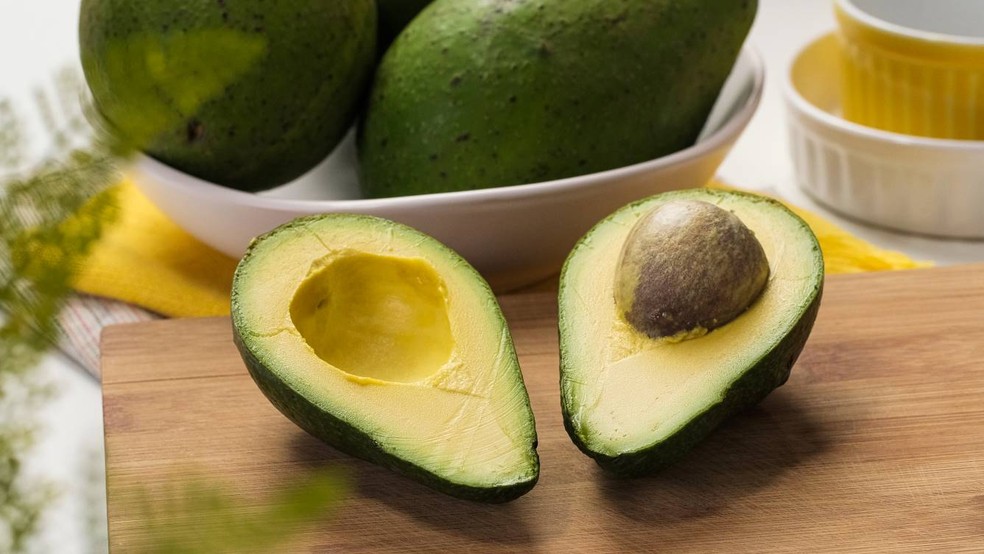 Abacate: veja como escolher, como amadurecer a fruta mais rápido e outras dicas — Foto: Receitas