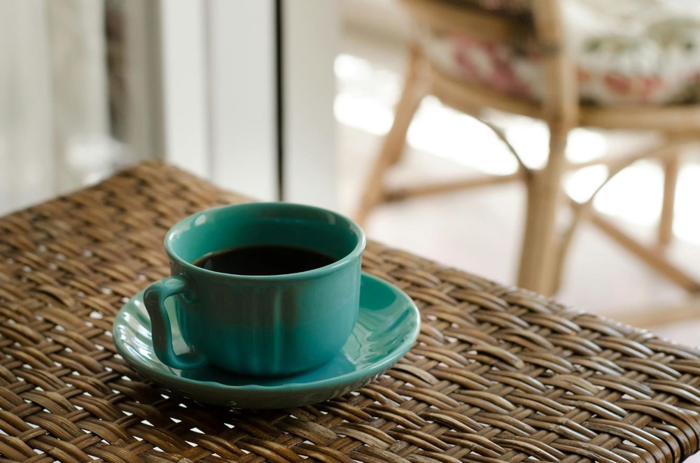 Por que tomar café dá vontade de ir ao banheiro: nutricionista explica