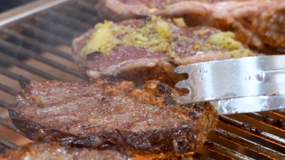 Picanha no alho com capa de gordura dourada e crocante