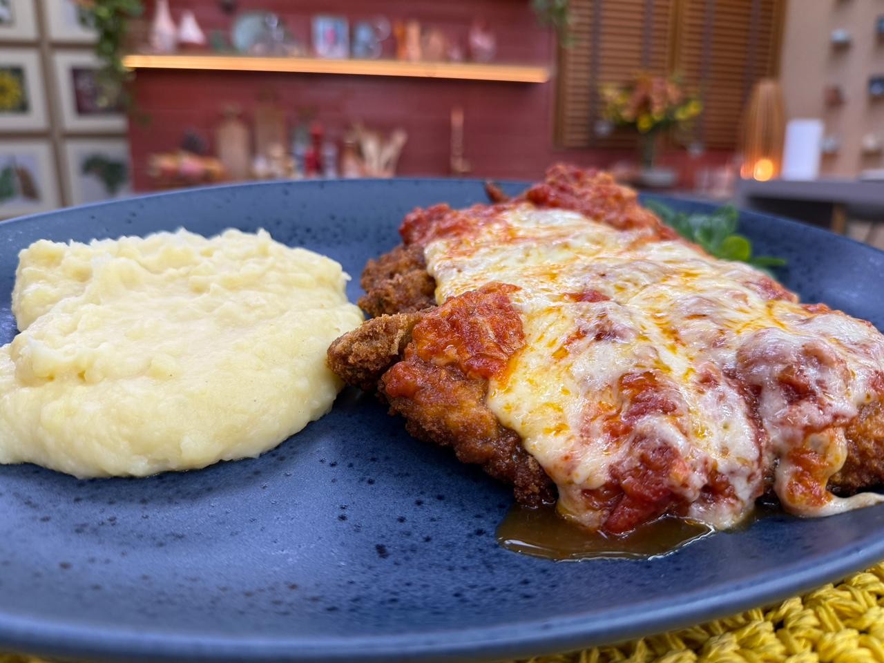 Bife à parmegiana da Talitha Morete | Receitas