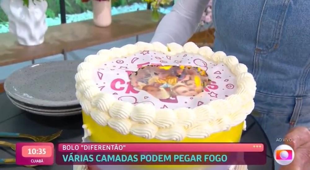 Bolo que pega fogo? Técnica burn-away cake surpreende Ana Maria Braga