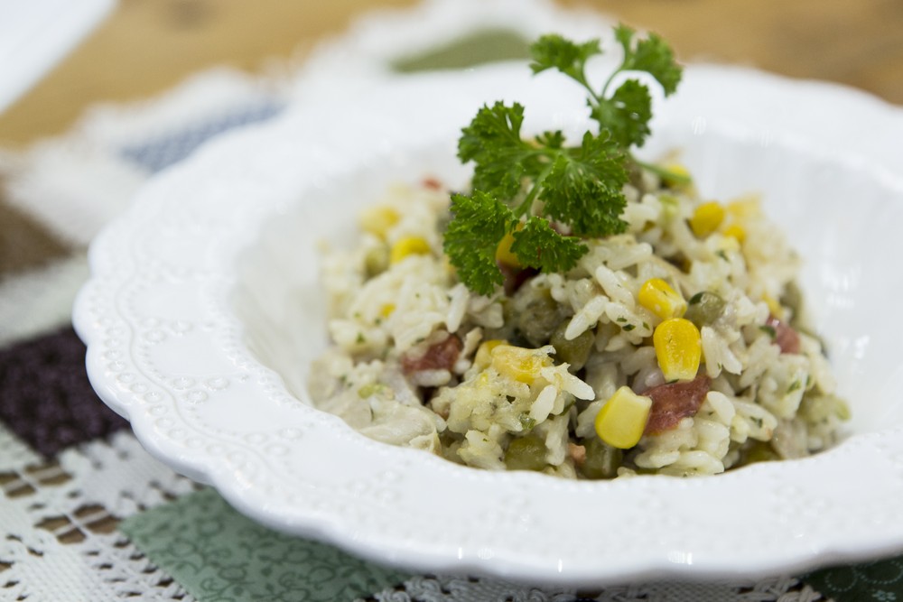 10 receitas de arroz de forno para variar o cardápio