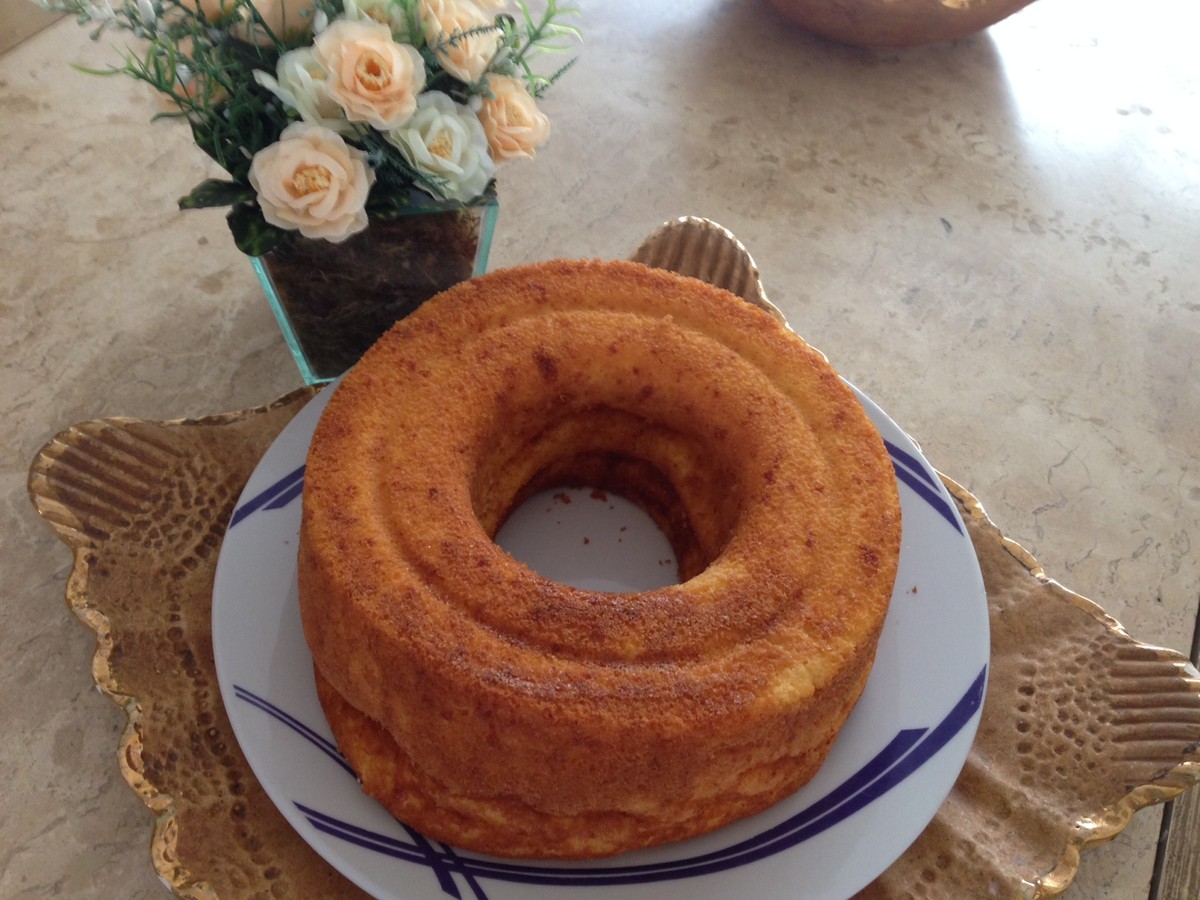 Bolo de fubá com coalhada | Bolos | Receitas