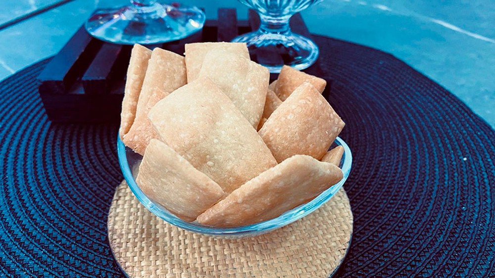 Biscoito de parmesão com 3 ingredientes