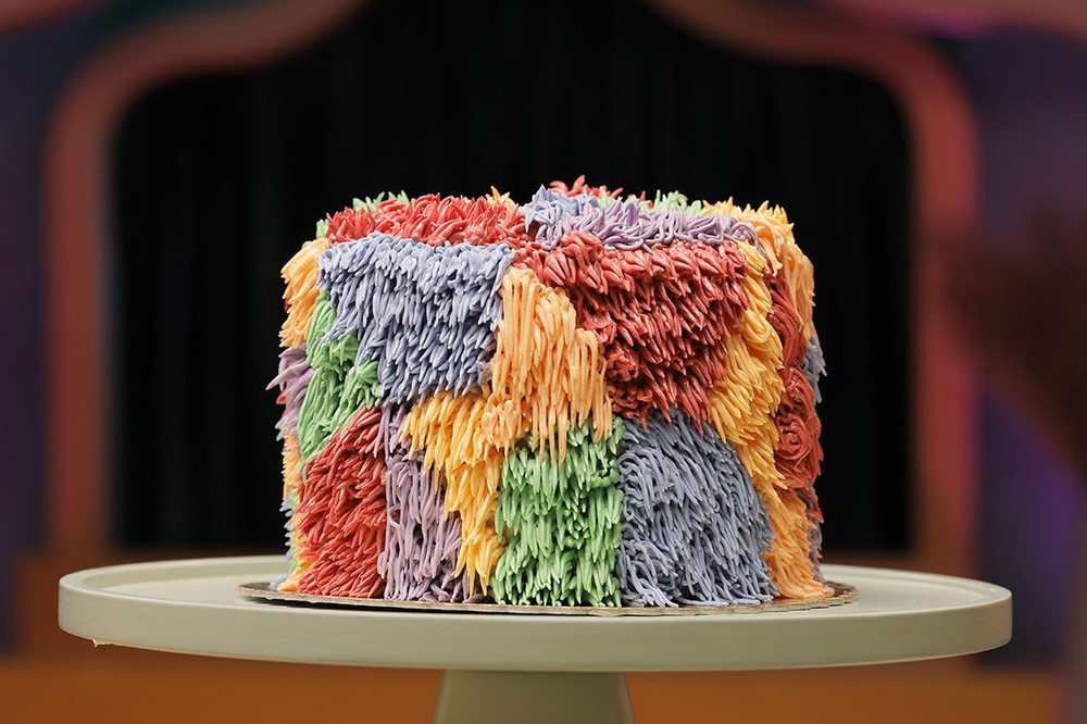Shag cake: bolo mosaico de coco com namelaka de coco e geleia