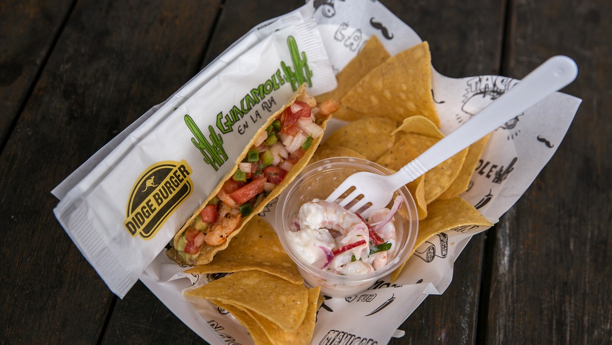 Taco de camarão com guacamole Food Truck Receitas