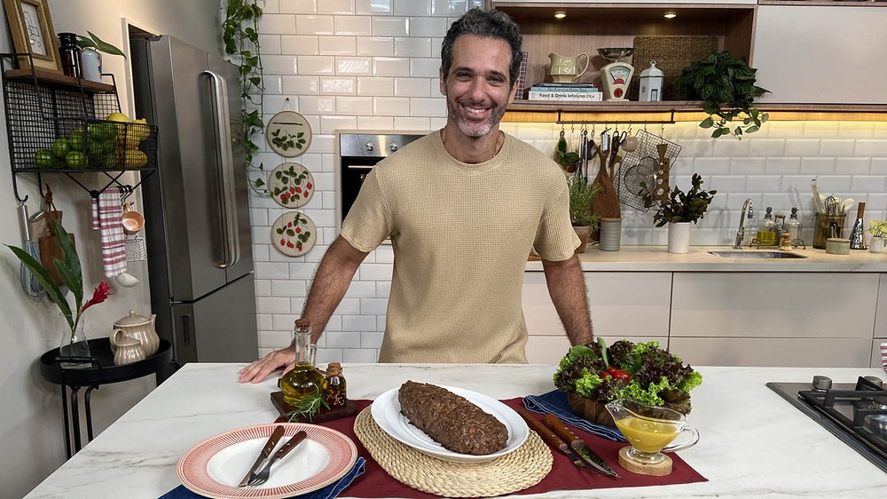 Bolo de carne recheado do Mouhamed Harfouch