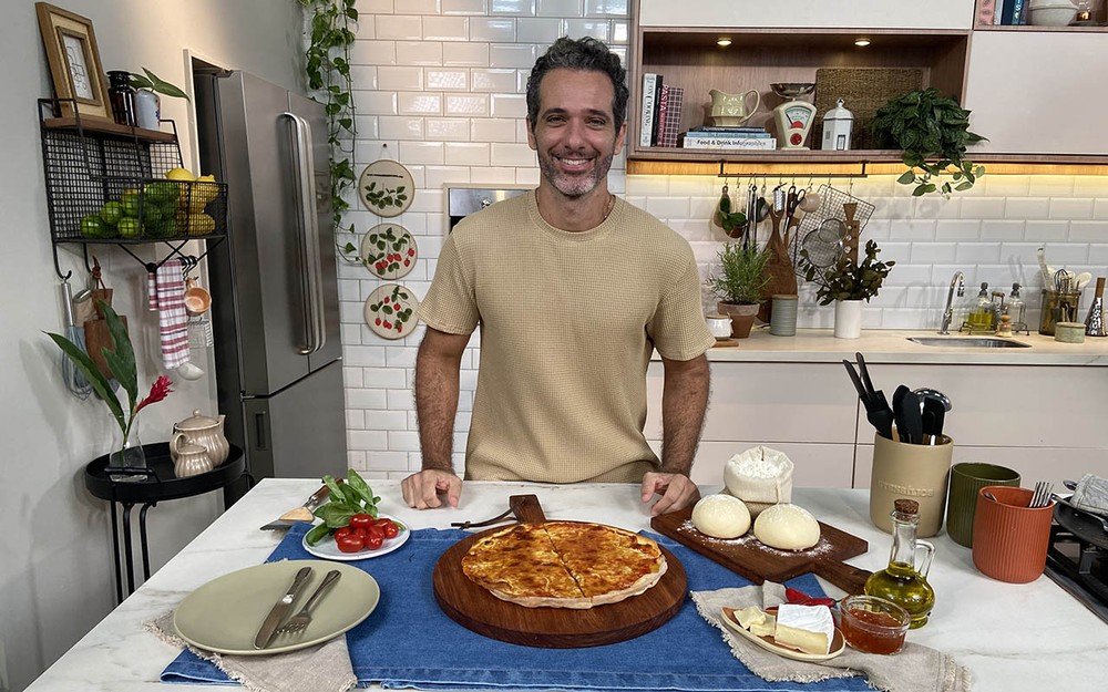 Pizza de brie e geleia de pimenta do Mouhamed Harfouch para comemorar o Dia da Pizza