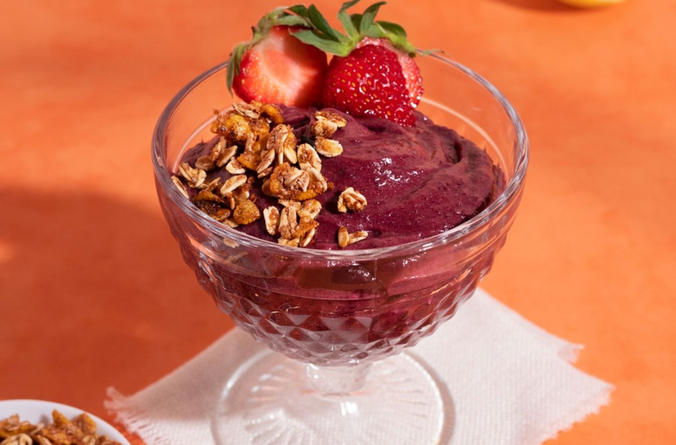 A&ccedil;a&iacute; &eacute; fonte de energia, possui nutrientes bons para a sa&uacute;de e &eacute; excelente op&ccedil;&atilde;o nos dias quentes do ver&atilde;o