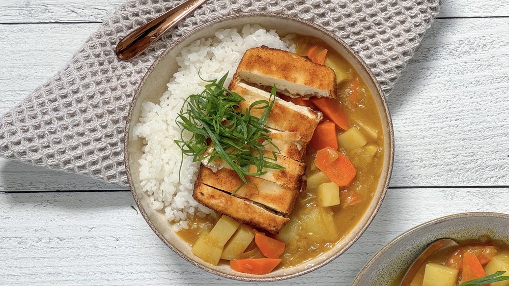Curry japonês vegano da Aquela Vegana